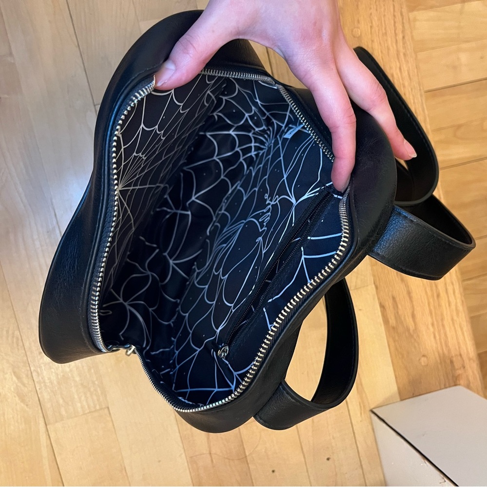 Valfre Charlotte Backpack - Picture 3 of 5